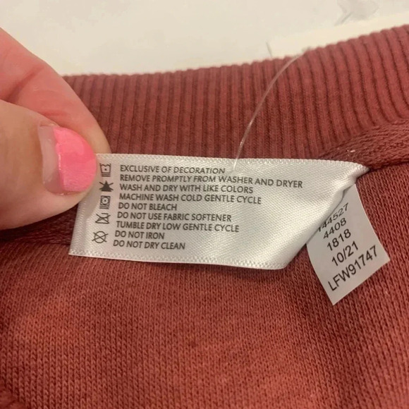 90 Degrees Leopard Mocha Size Medium Sweater - Picture 8 of 10